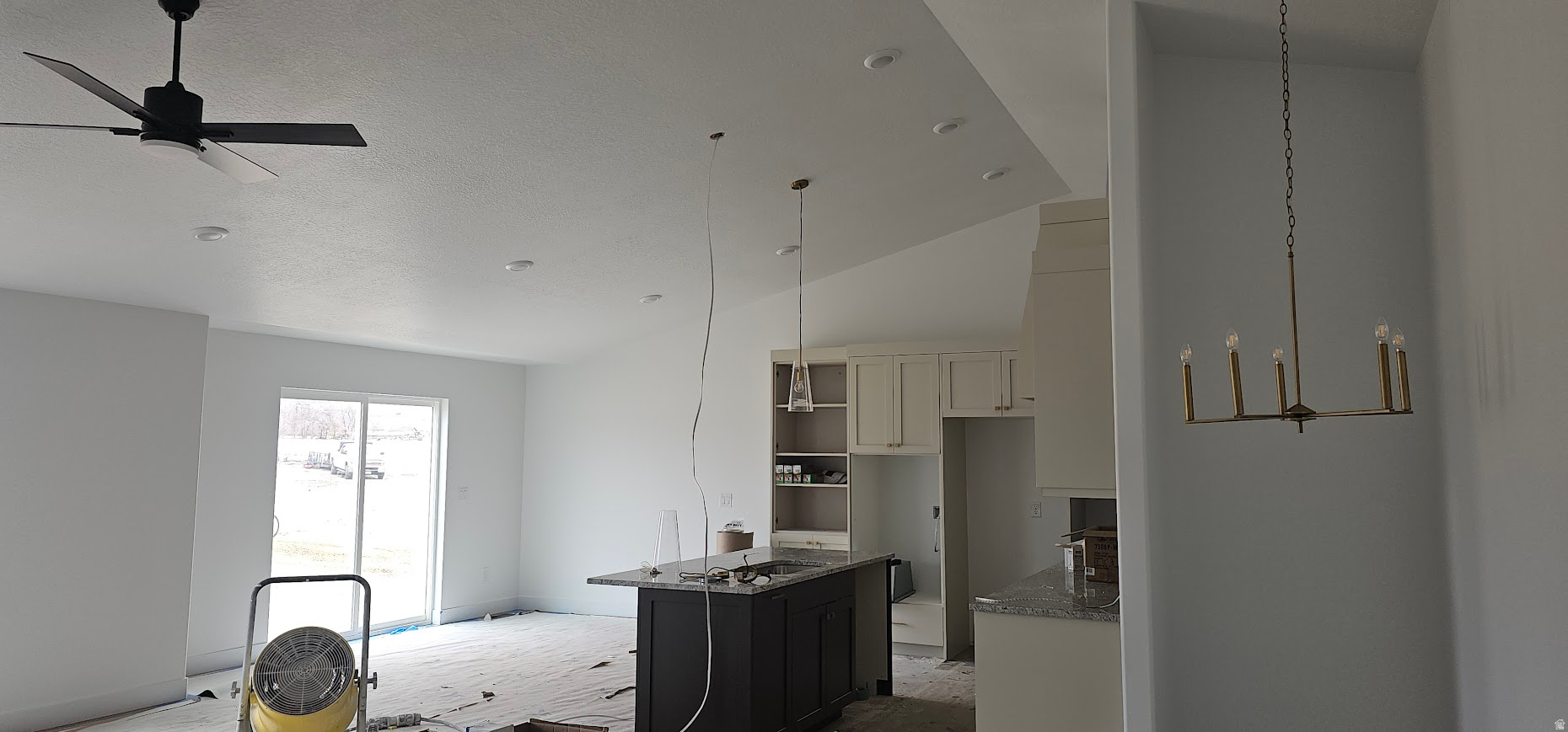 COWBOY ESTATES - Residential