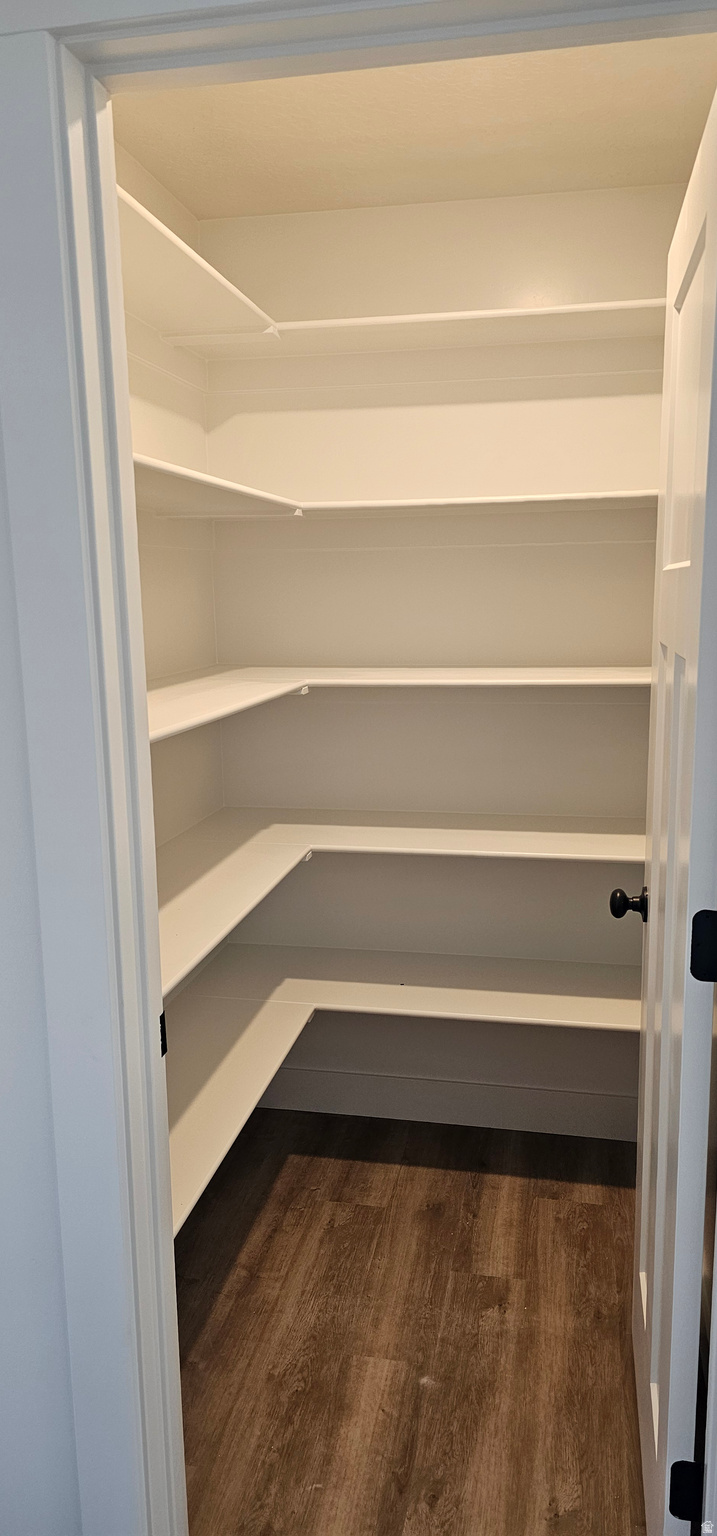 COWBOY ESTATES - Residential