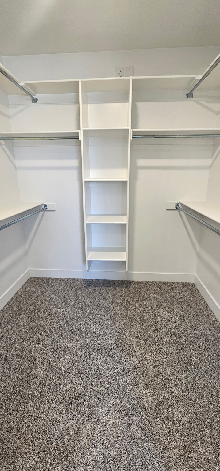 COWBOY ESTATES - Residential