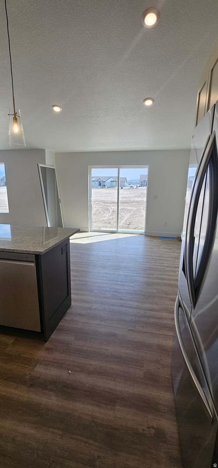 COWBOY ESTATES - Residential