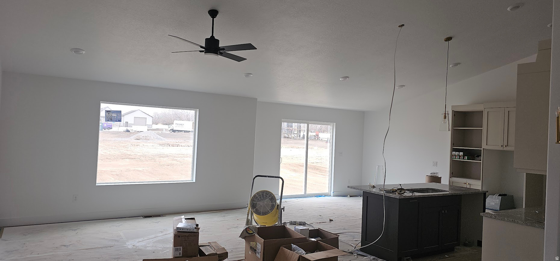 COWBOY ESTATES - Residential