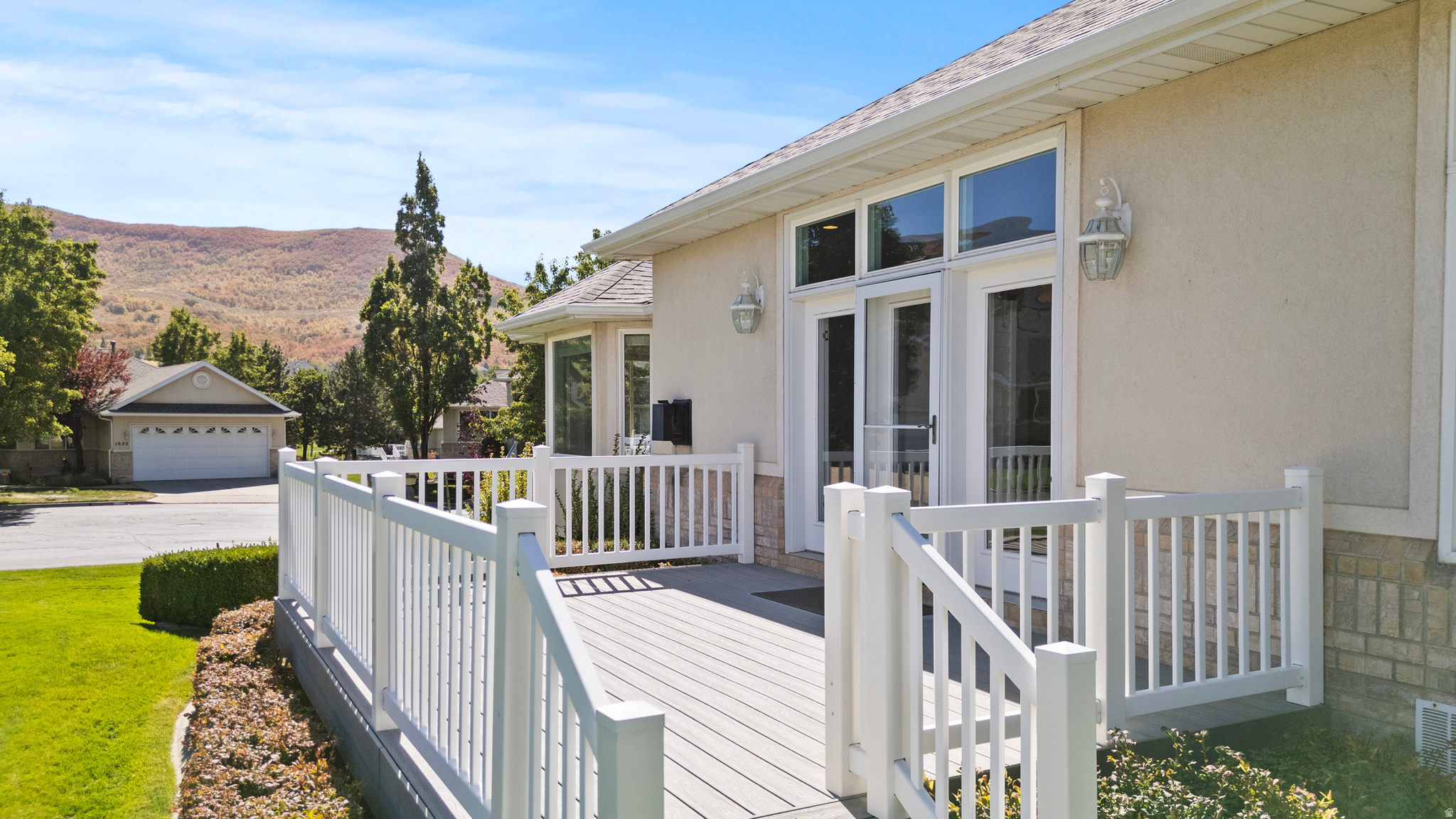 EAGLEWOOD - Residential