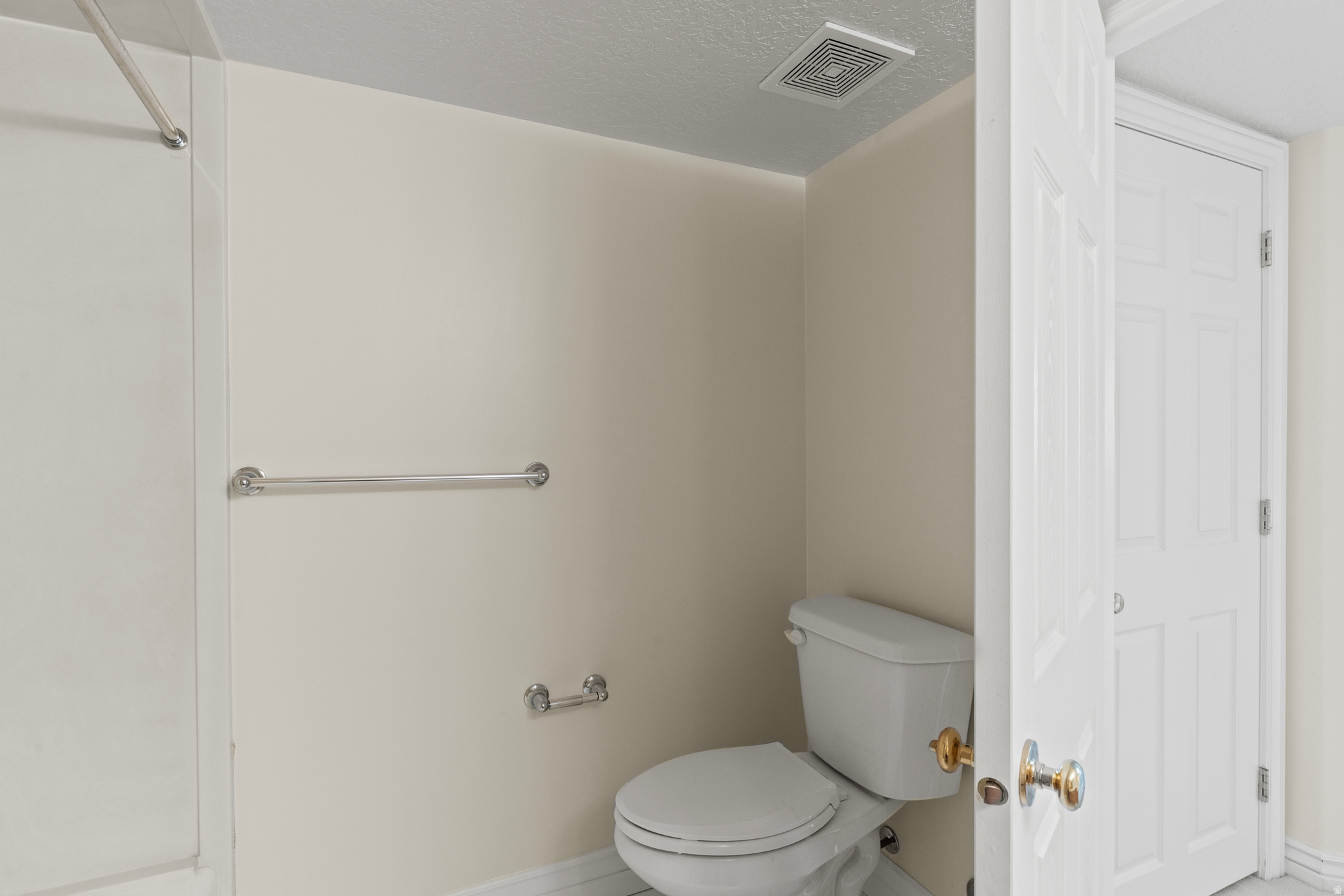 EAGLEWOOD - Residential