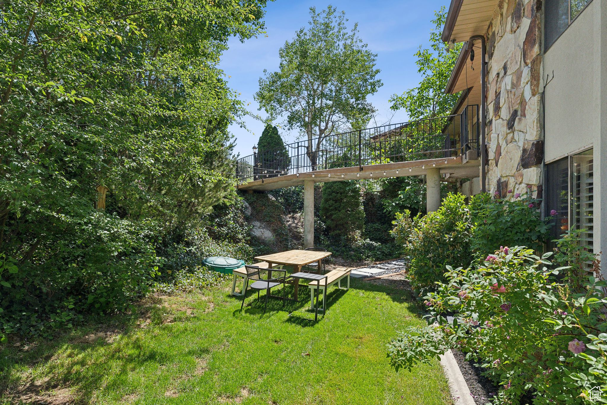 MT OLYMPUS HILLS - Residential