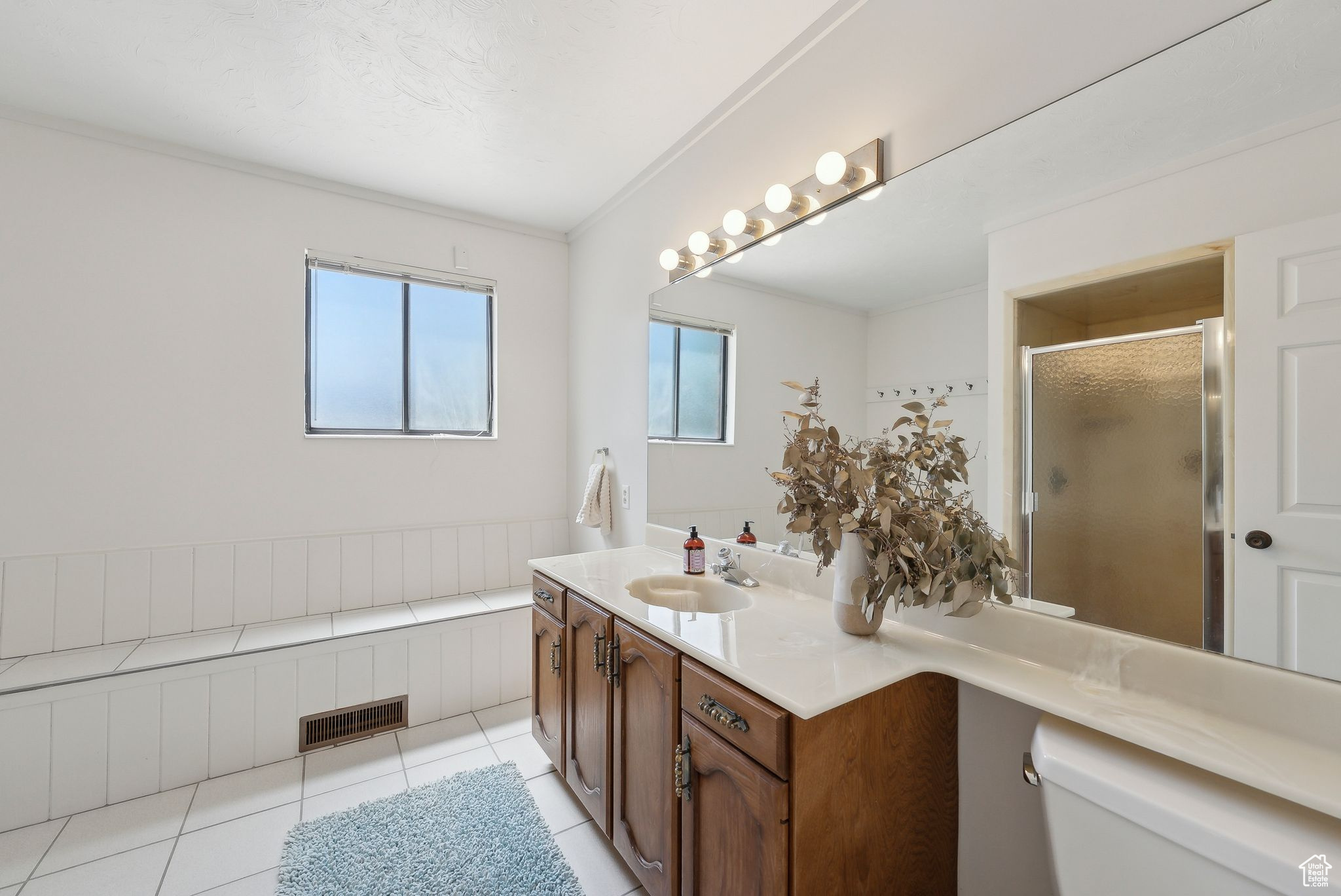 MT OLYMPUS HILLS - Residential