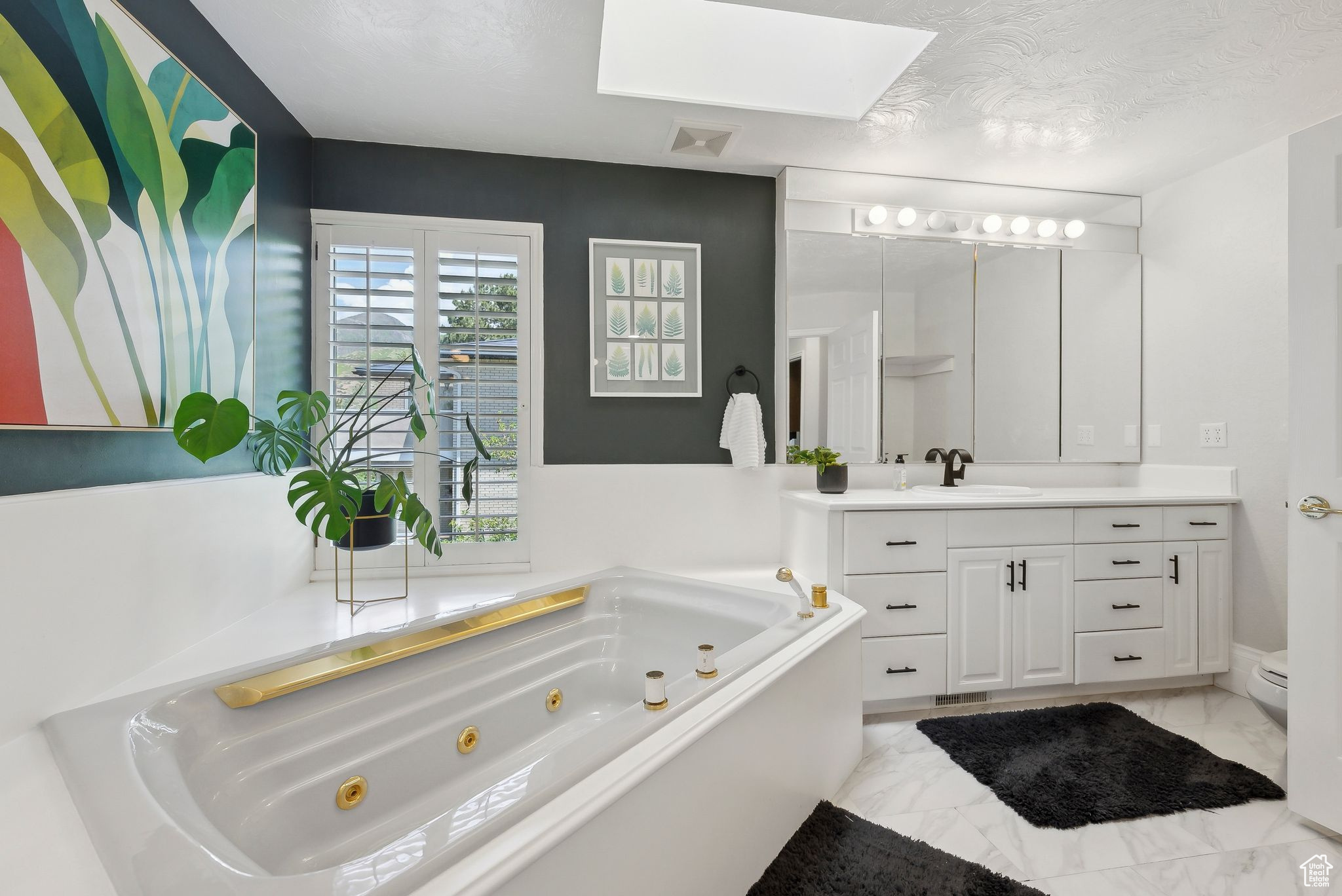 MT OLYMPUS HILLS - Residential