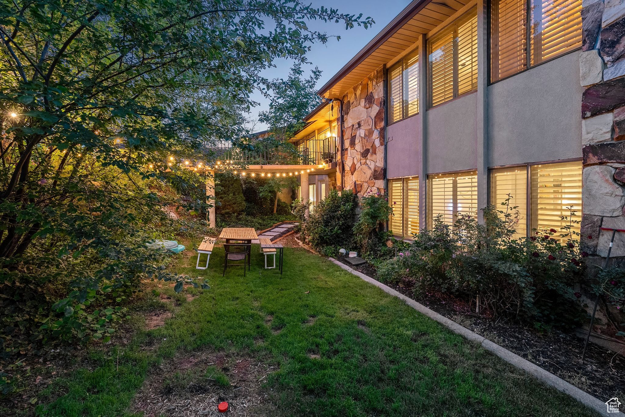 MT OLYMPUS HILLS - Residential