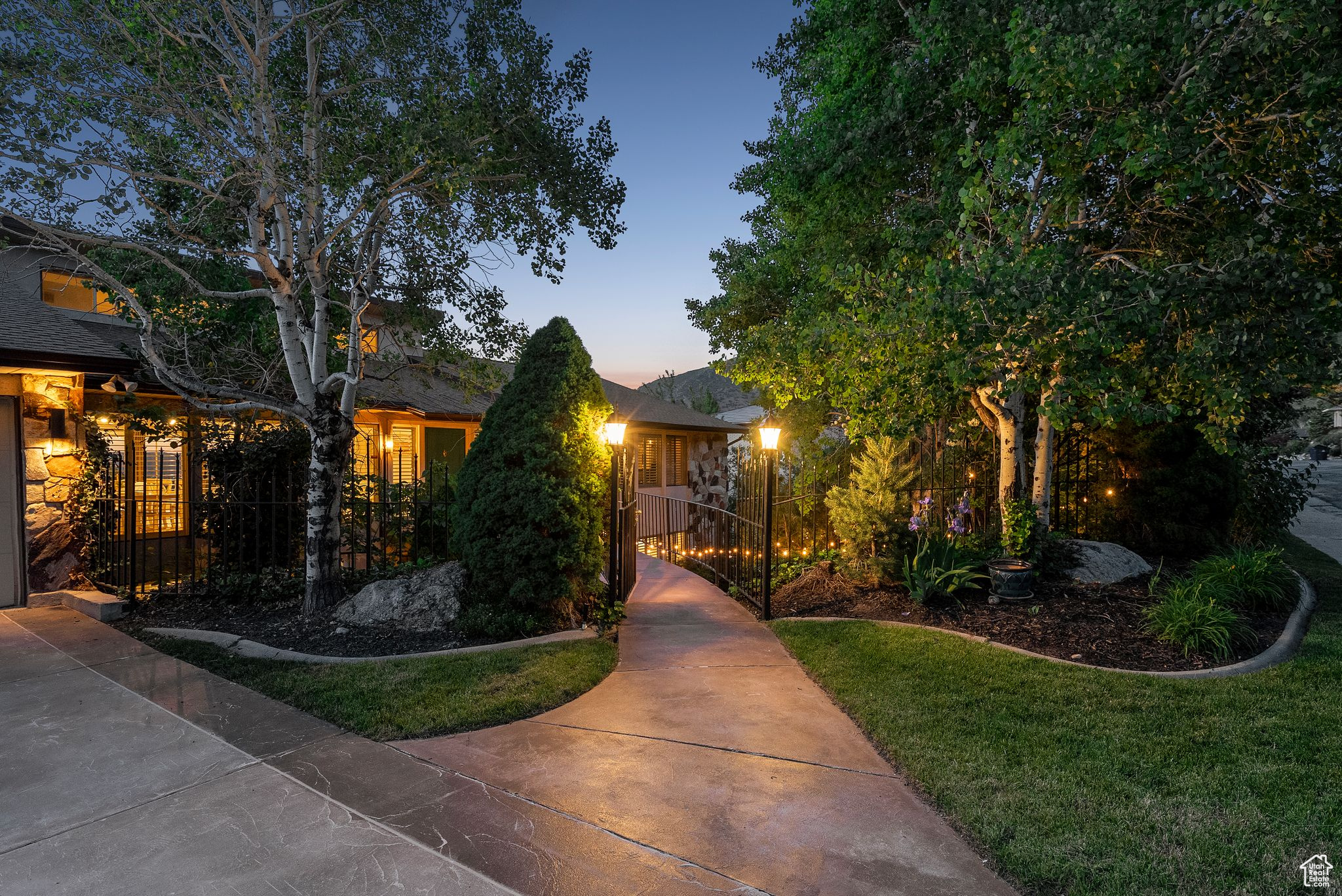 MT OLYMPUS HILLS - Residential