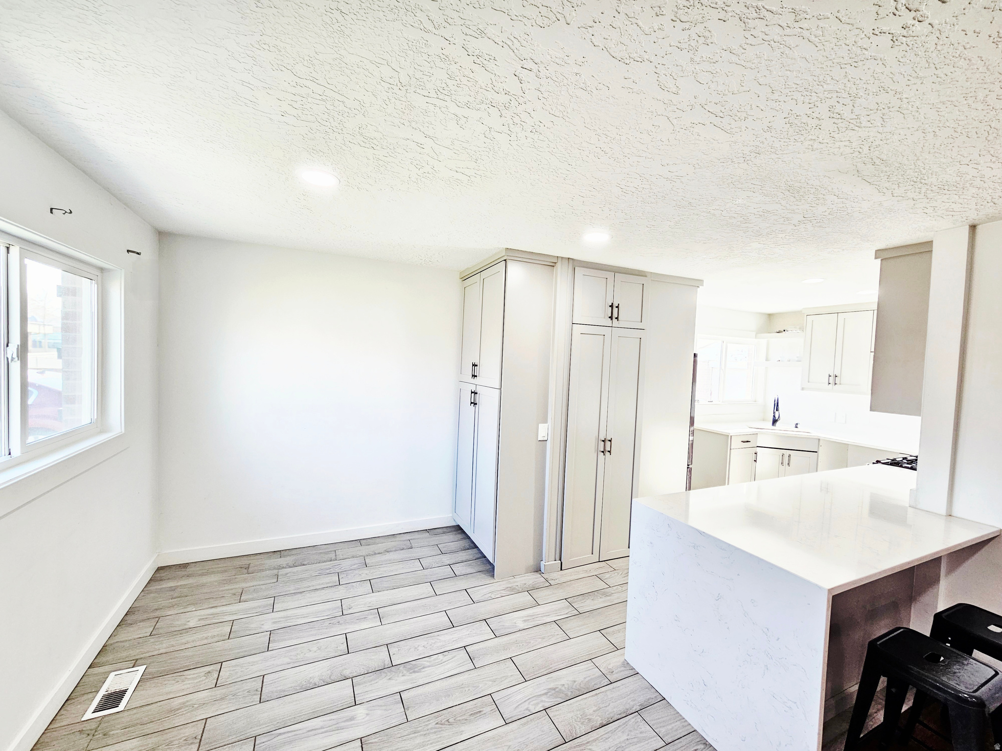 HOFFMAN HEIGHTS - Residential