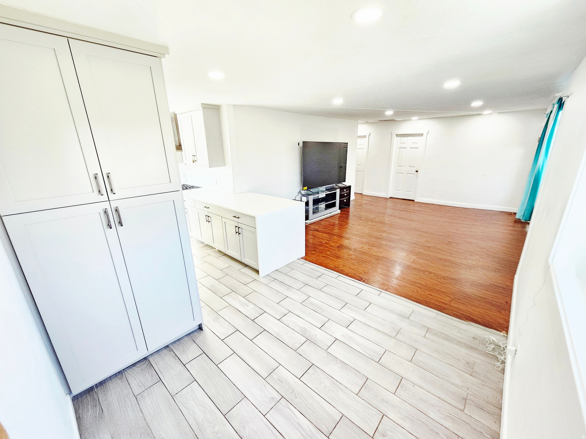 HOFFMAN HEIGHTS - Residential