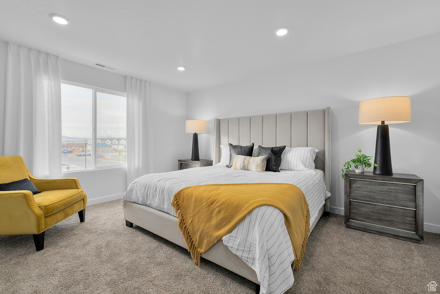 INVERNESS BY D.R. HORTON - Residential