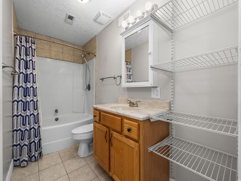 Tiny photo for 4001 E EAGLE TOP CT N, Eagle Mountain, UT 84005 (MLS # 2142505)