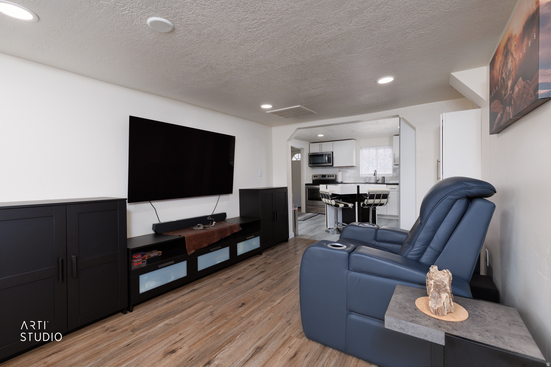 CLOSE TO REDWOOD ROAD - Residential