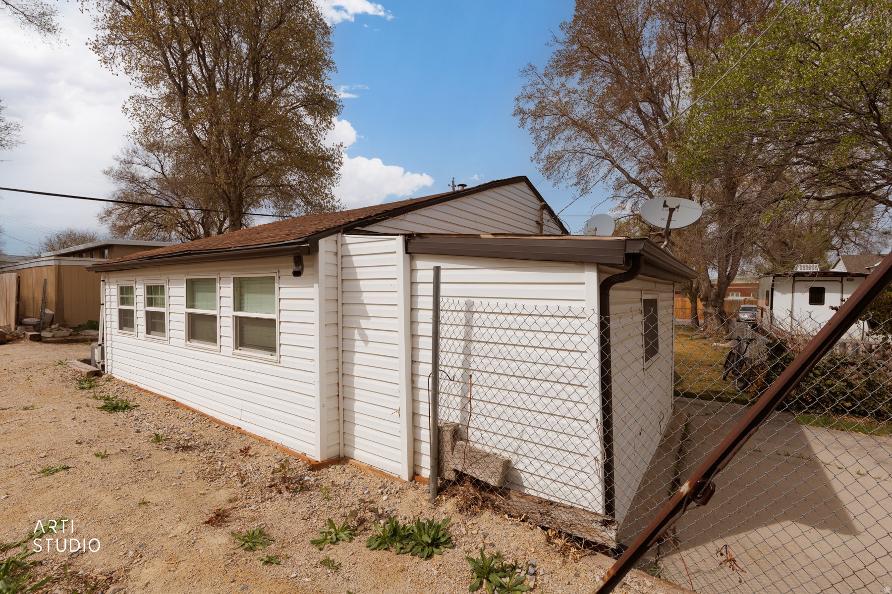 CLOSE TO REDWOOD ROAD - Residential