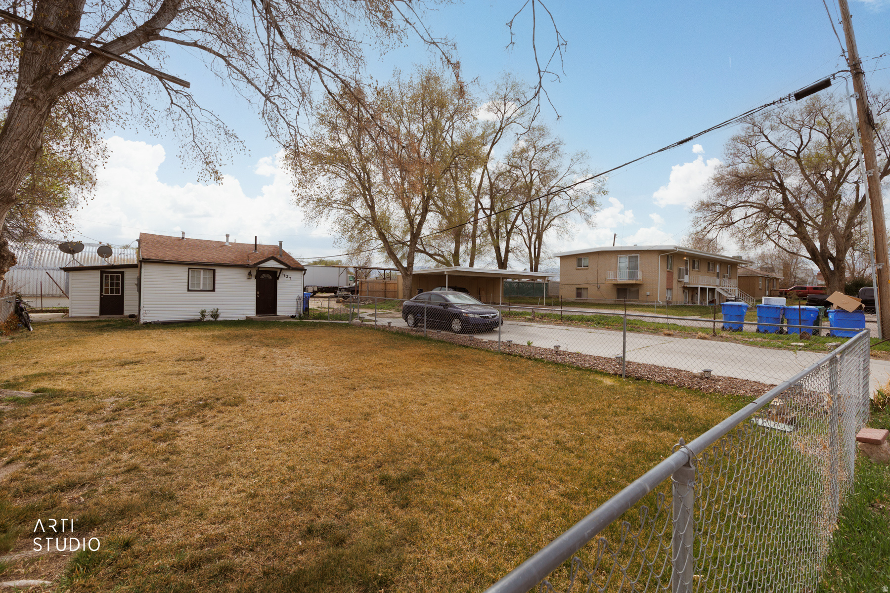 CLOSE TO REDWOOD ROAD - Residential