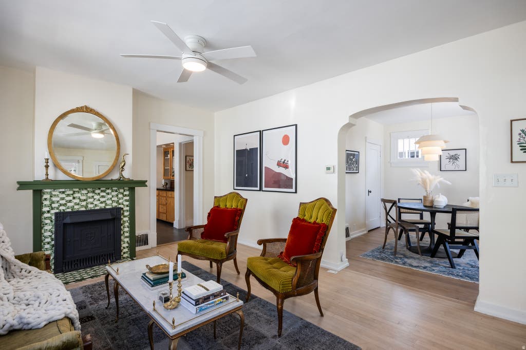 Photo of 1343 S 600 E, Salt Lake City, UT 84105 (MLS # 2176948)