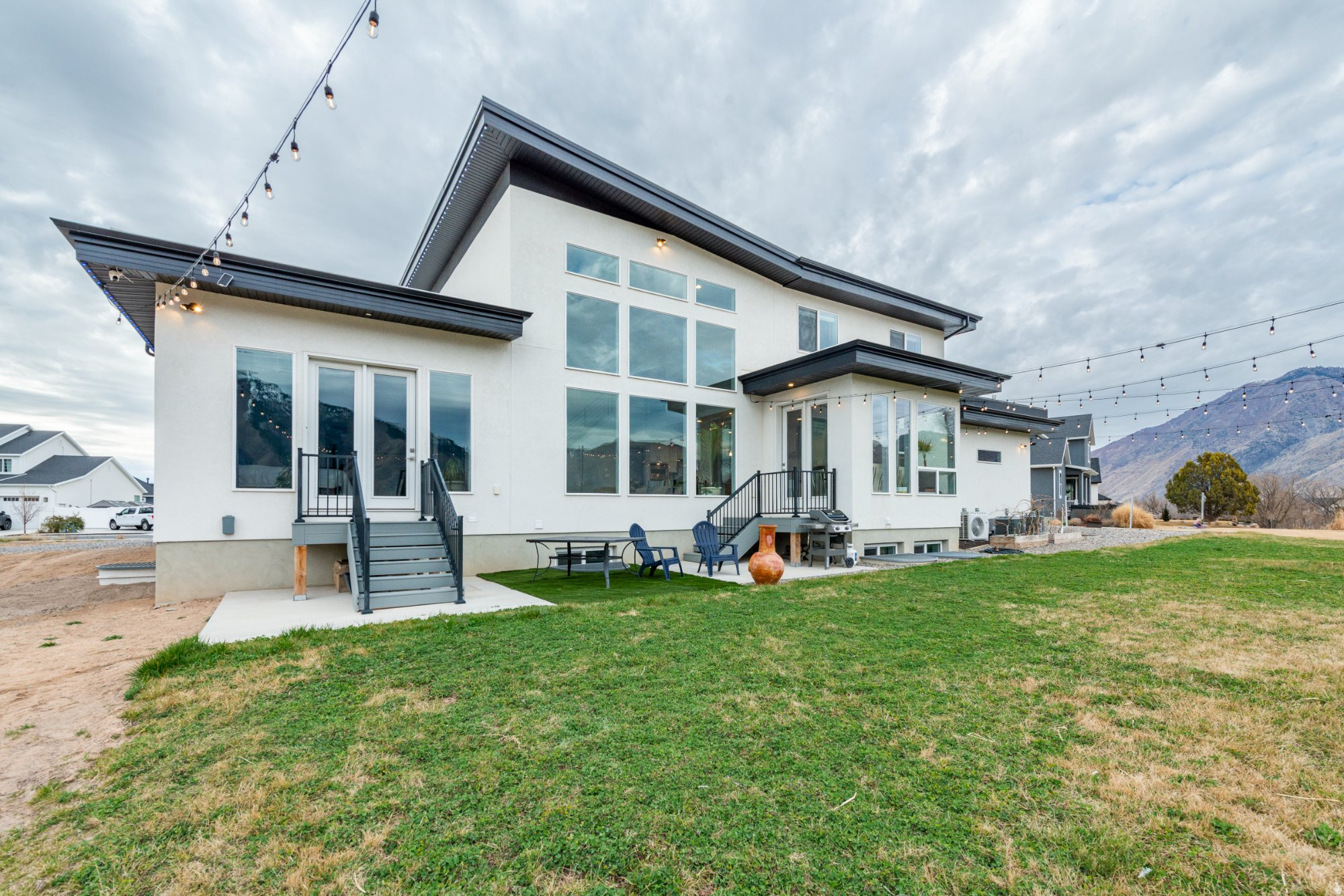 SUNRISE RANCH - Residential