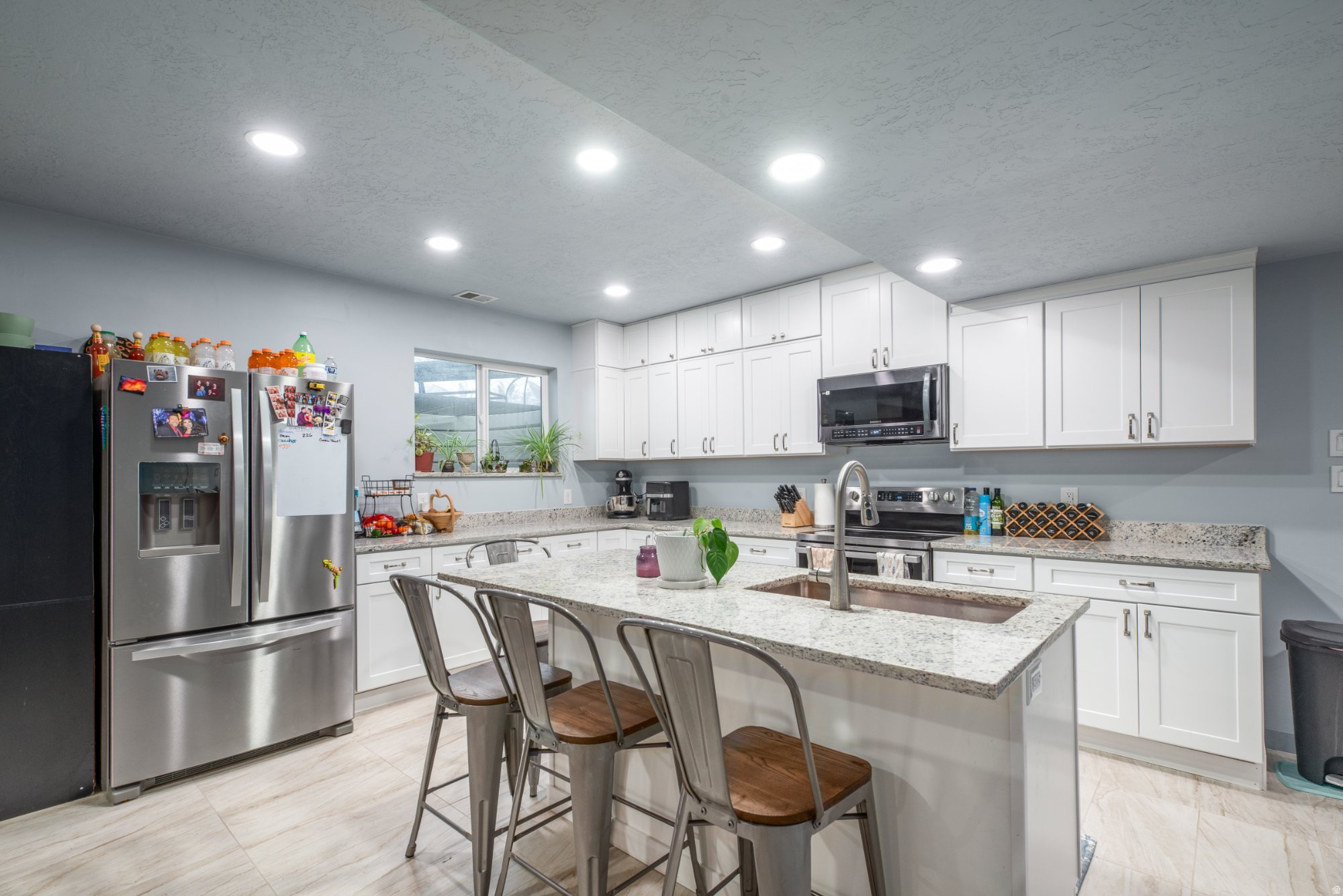 SUNRISE RANCH - Residential