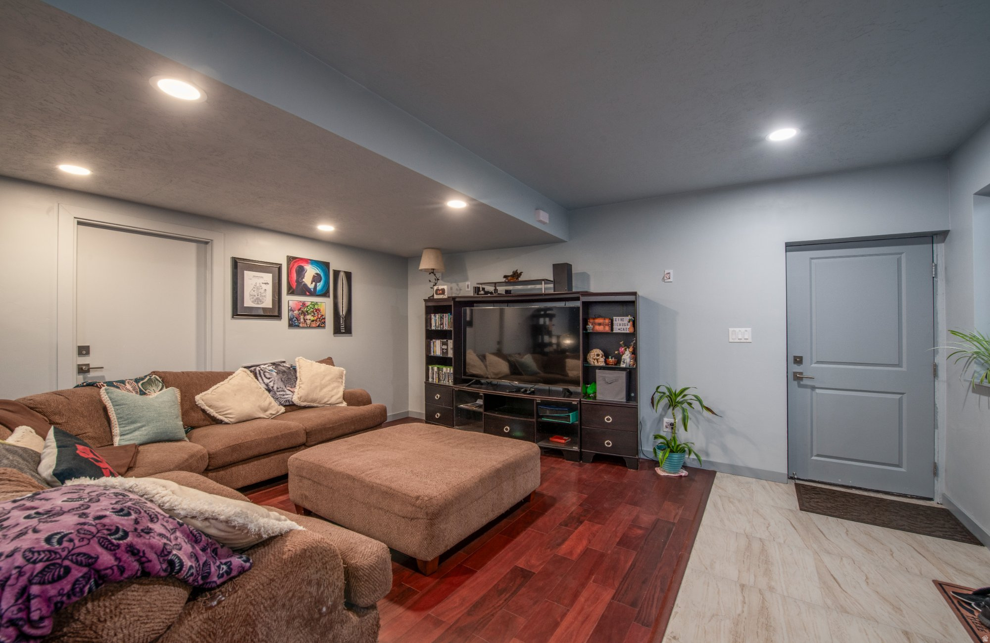 SUNRISE RANCH - Residential