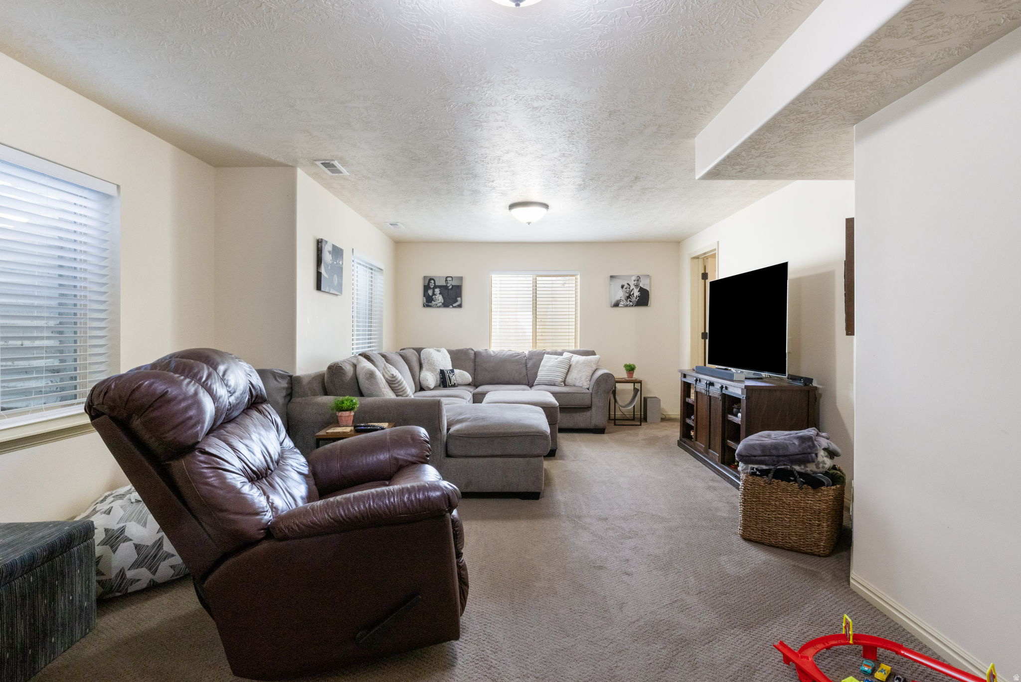 PONDEROSA ESTATES - Residential