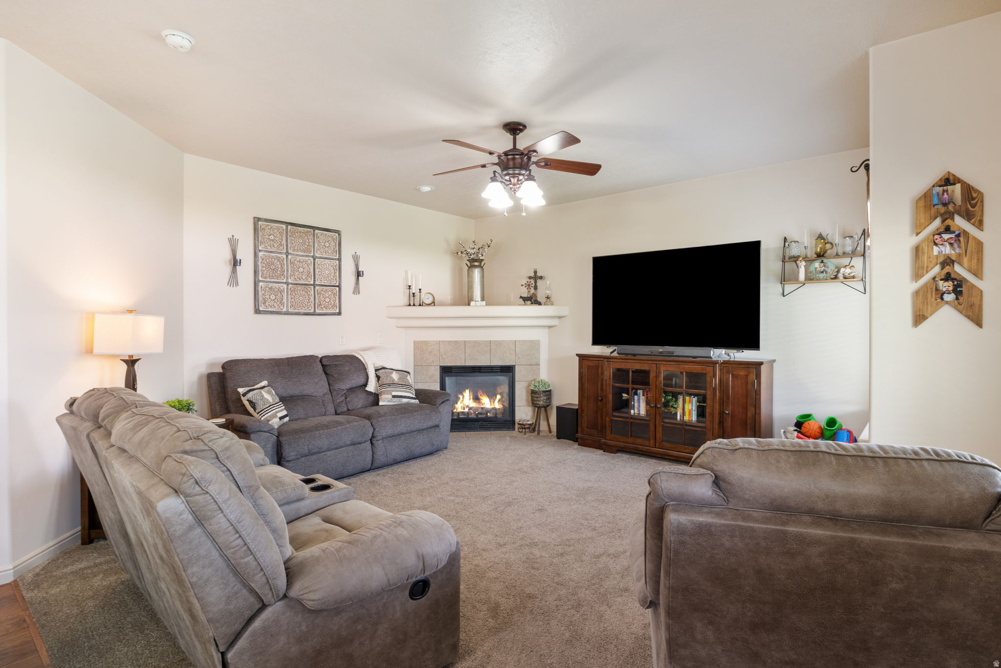 PONDEROSA ESTATES - Residential