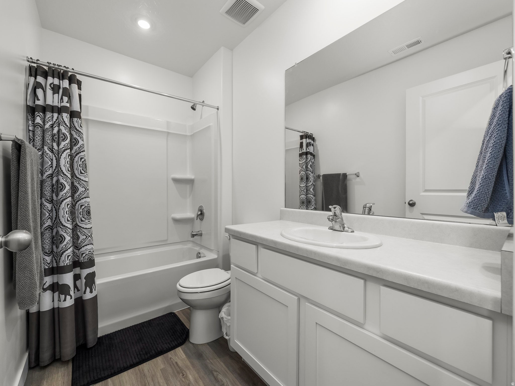 WESTERN ACRES - Residential