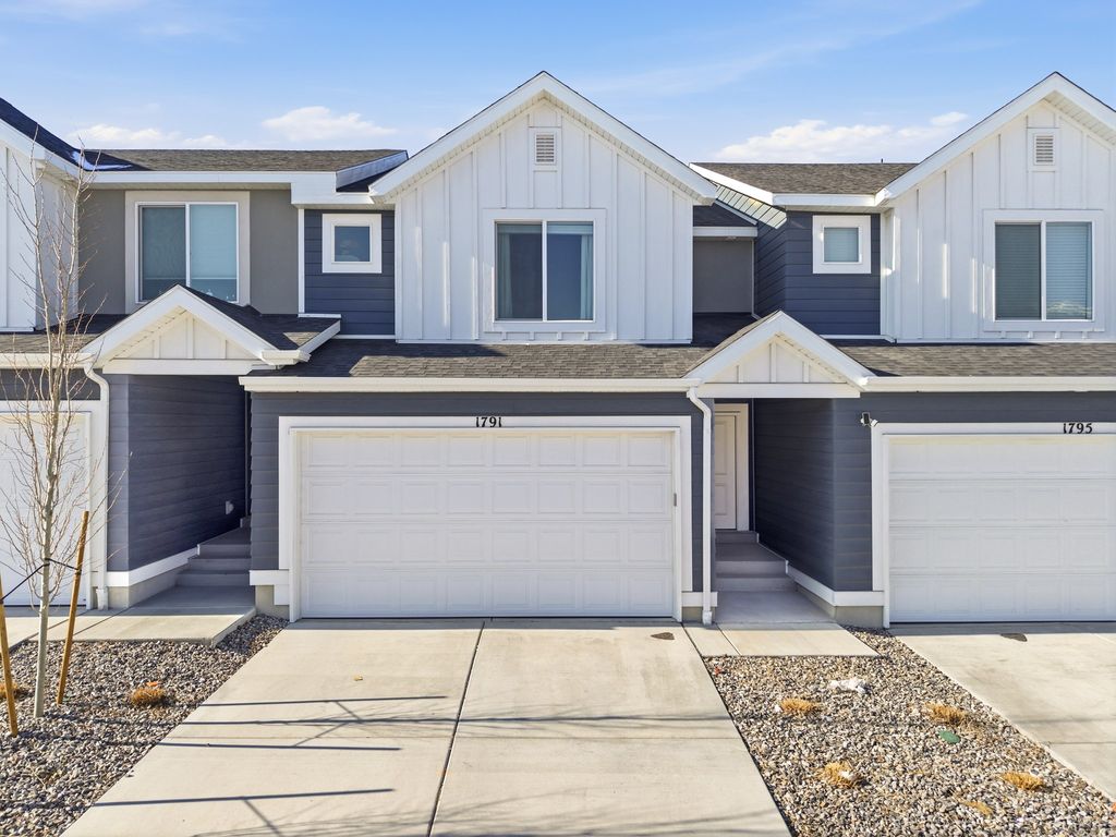 Photo of 1791 N PATCHWORK AVE #1237, Tooele, UT 84074 (MLS # 2131050)