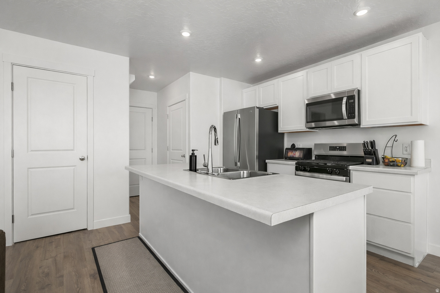 WESTERN ACRES - Residential