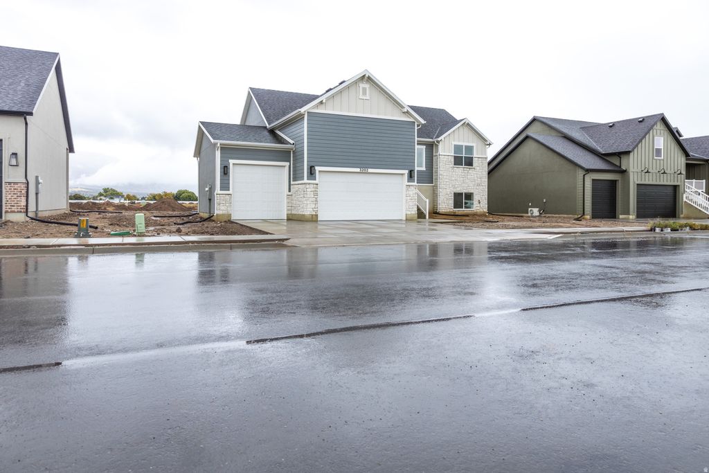 Photo of 3202 N 2875 W #39, Plain City, UT 84404 (MLS # 2136163)