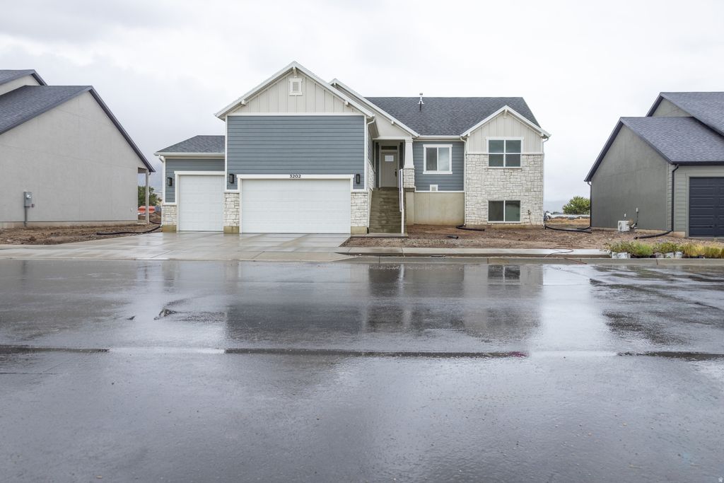 Photo of 3202 N 2875 W #39, Plain City, UT 84404 (MLS # 2136163)