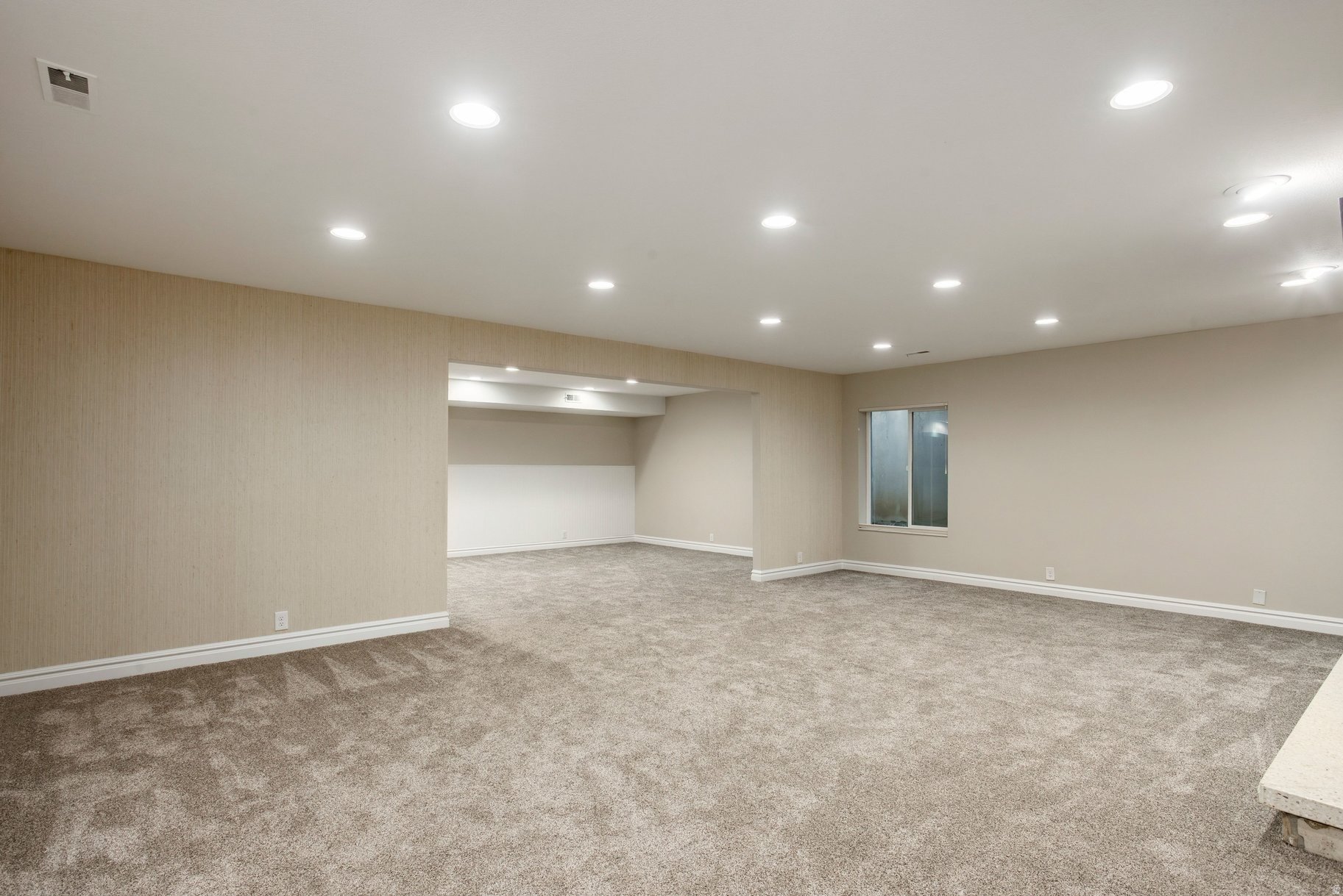 EDGEMOUNT ESTATES - Residential