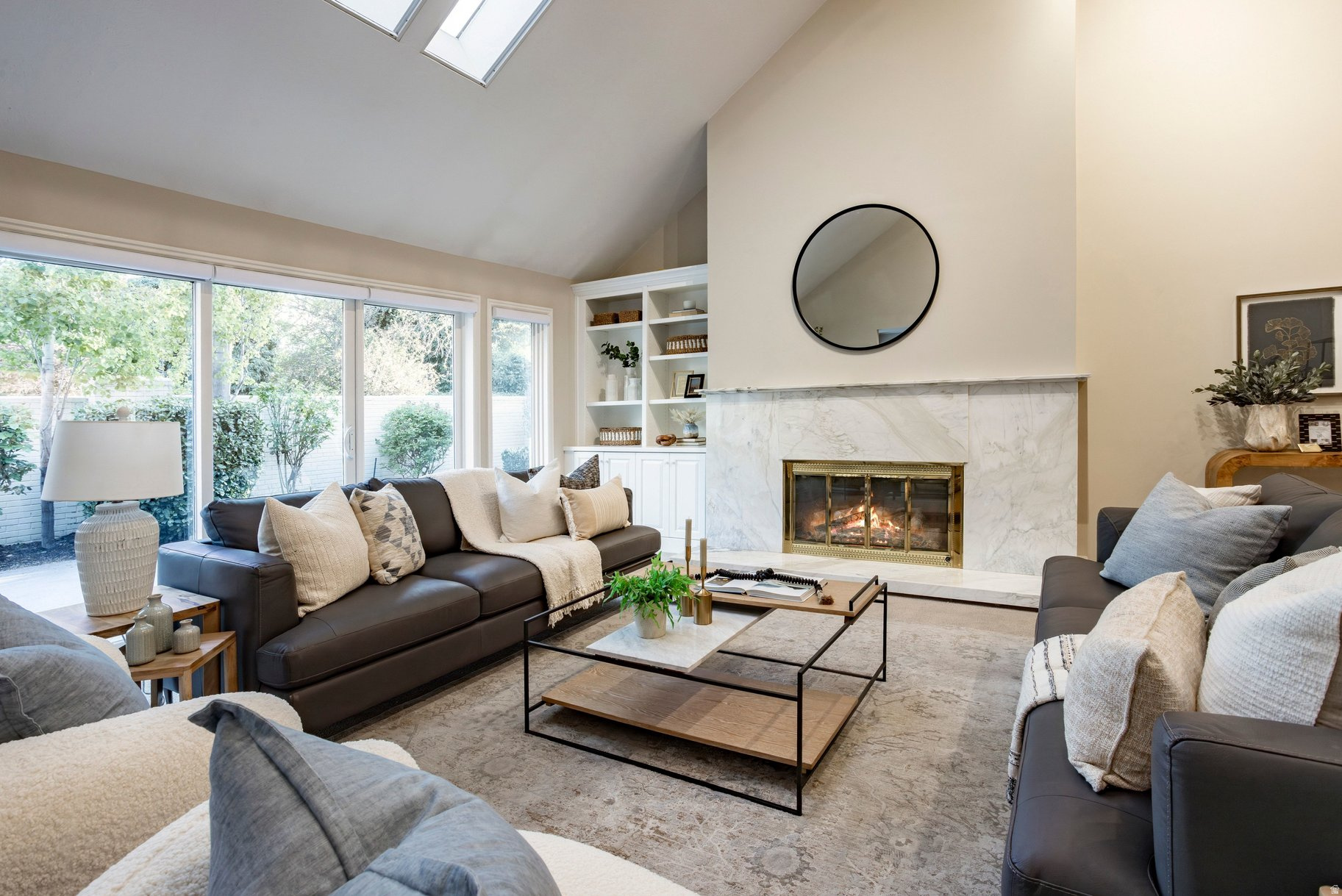 EDGEMOUNT ESTATES - Residential