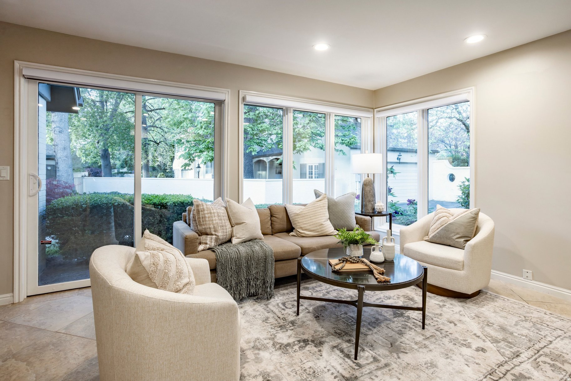 EDGEMOUNT ESTATES - Residential