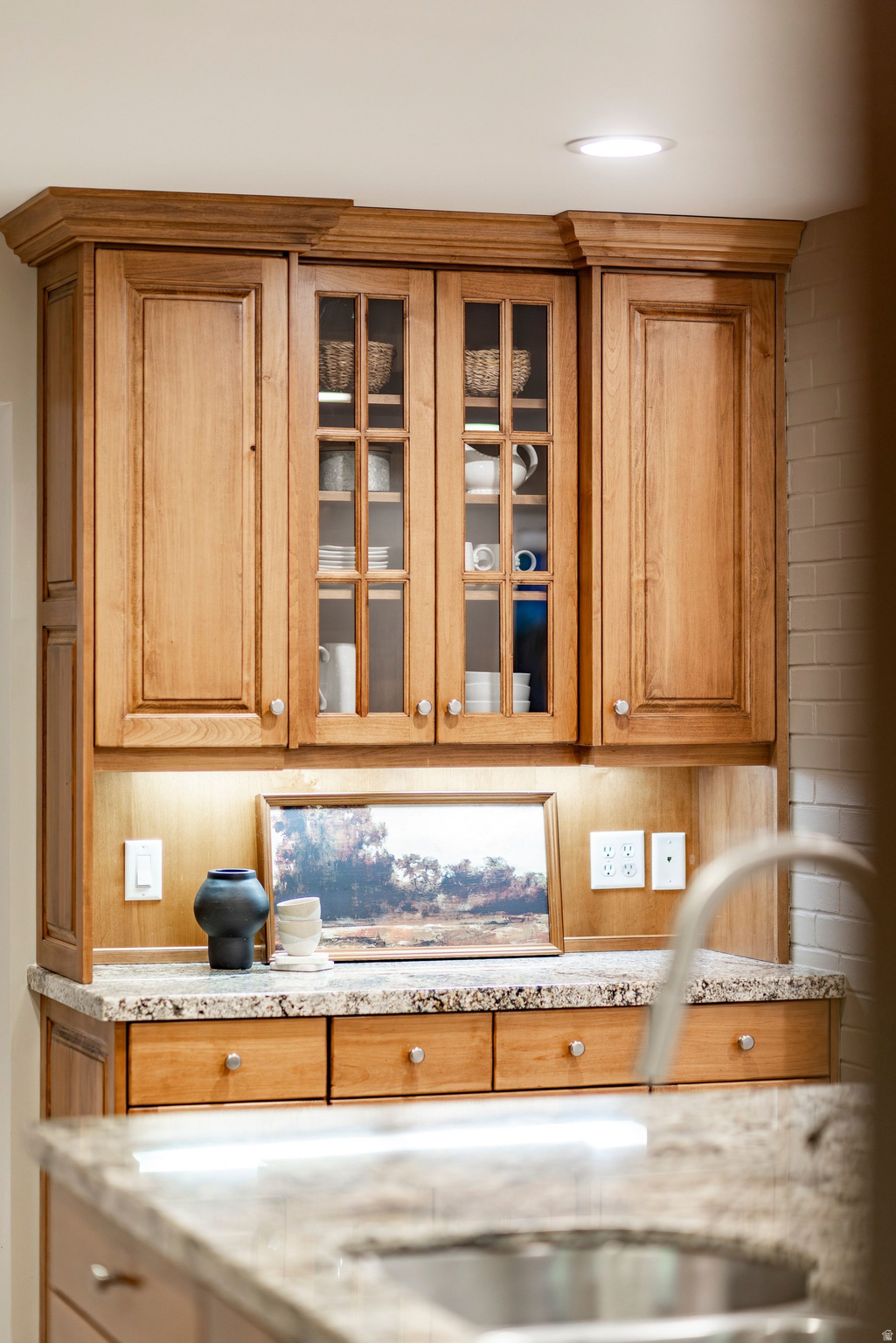 EDGEMOUNT ESTATES - Residential