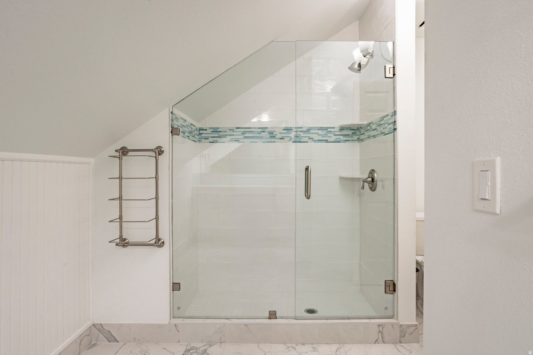 EDGEMOUNT ESTATES - Residential