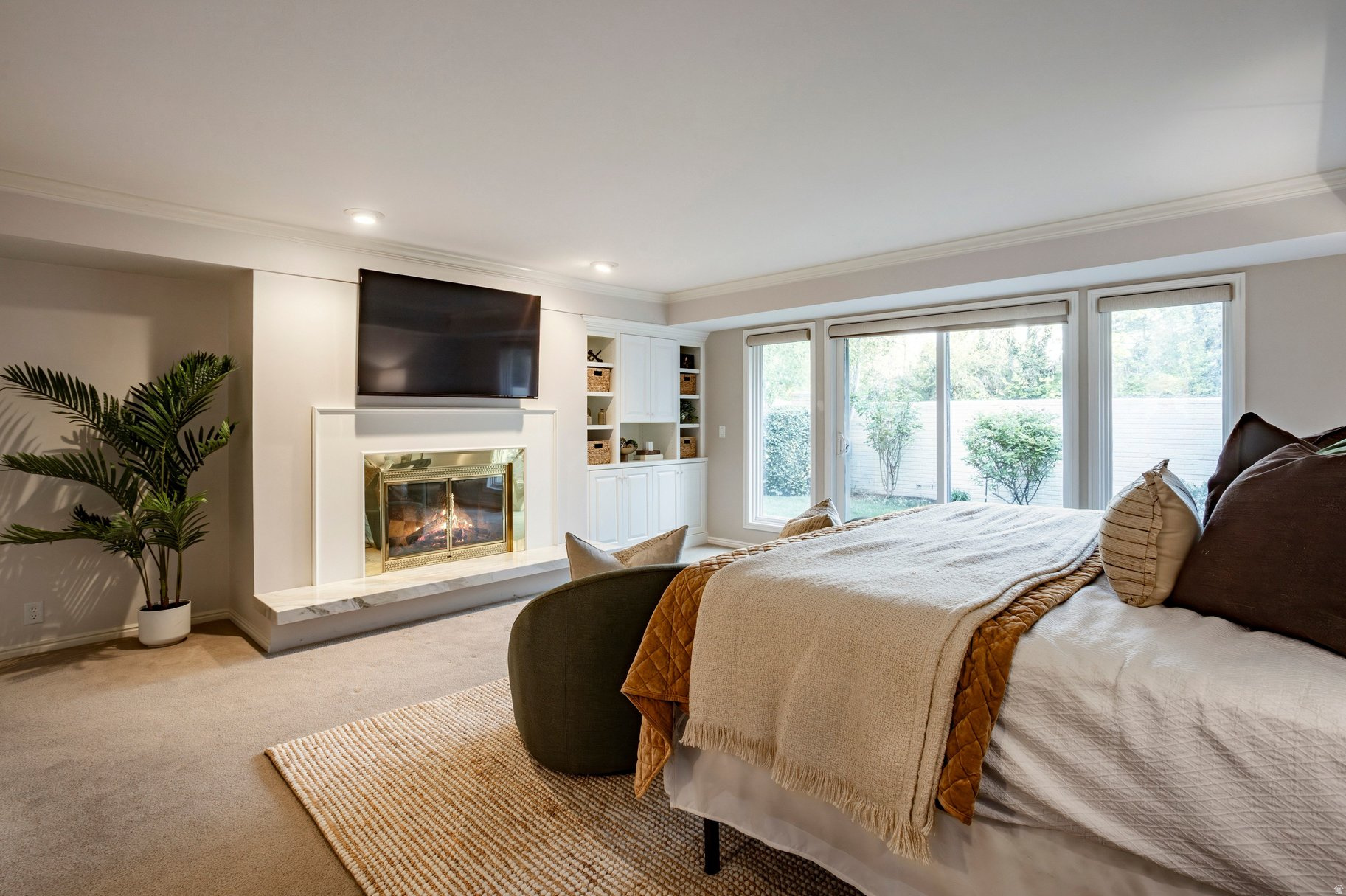 EDGEMOUNT ESTATES - Residential