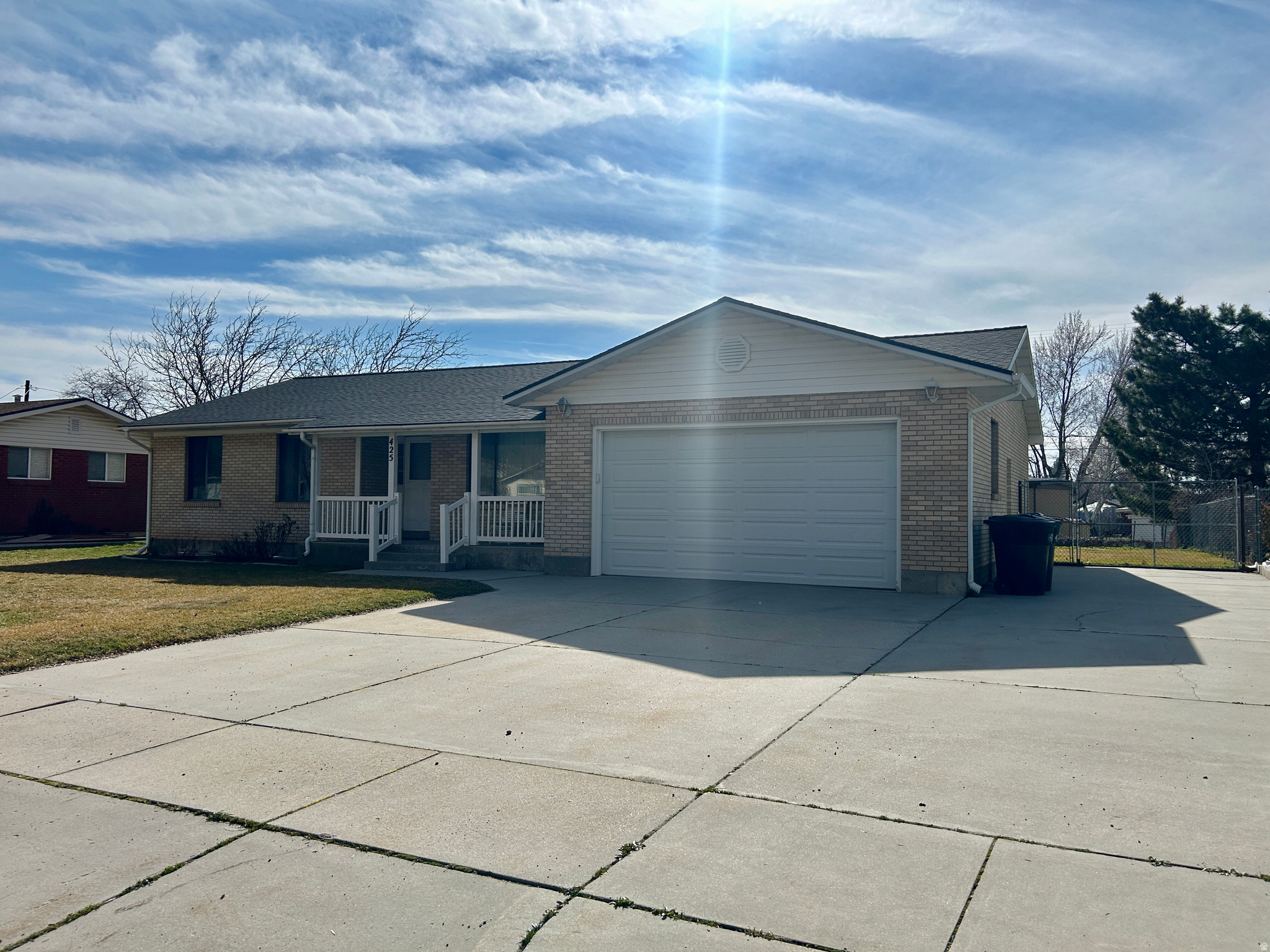 MOUNTAIN GLEN - Residential