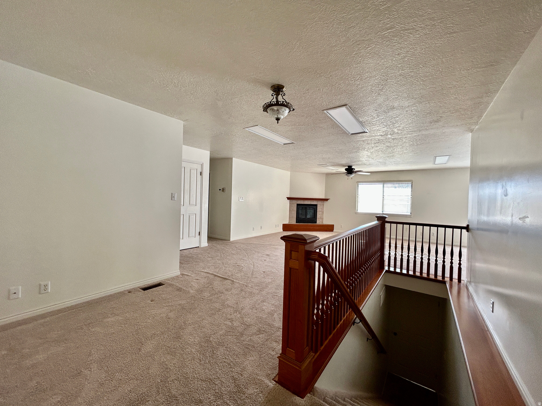 MOUNTAIN GLEN - Residential