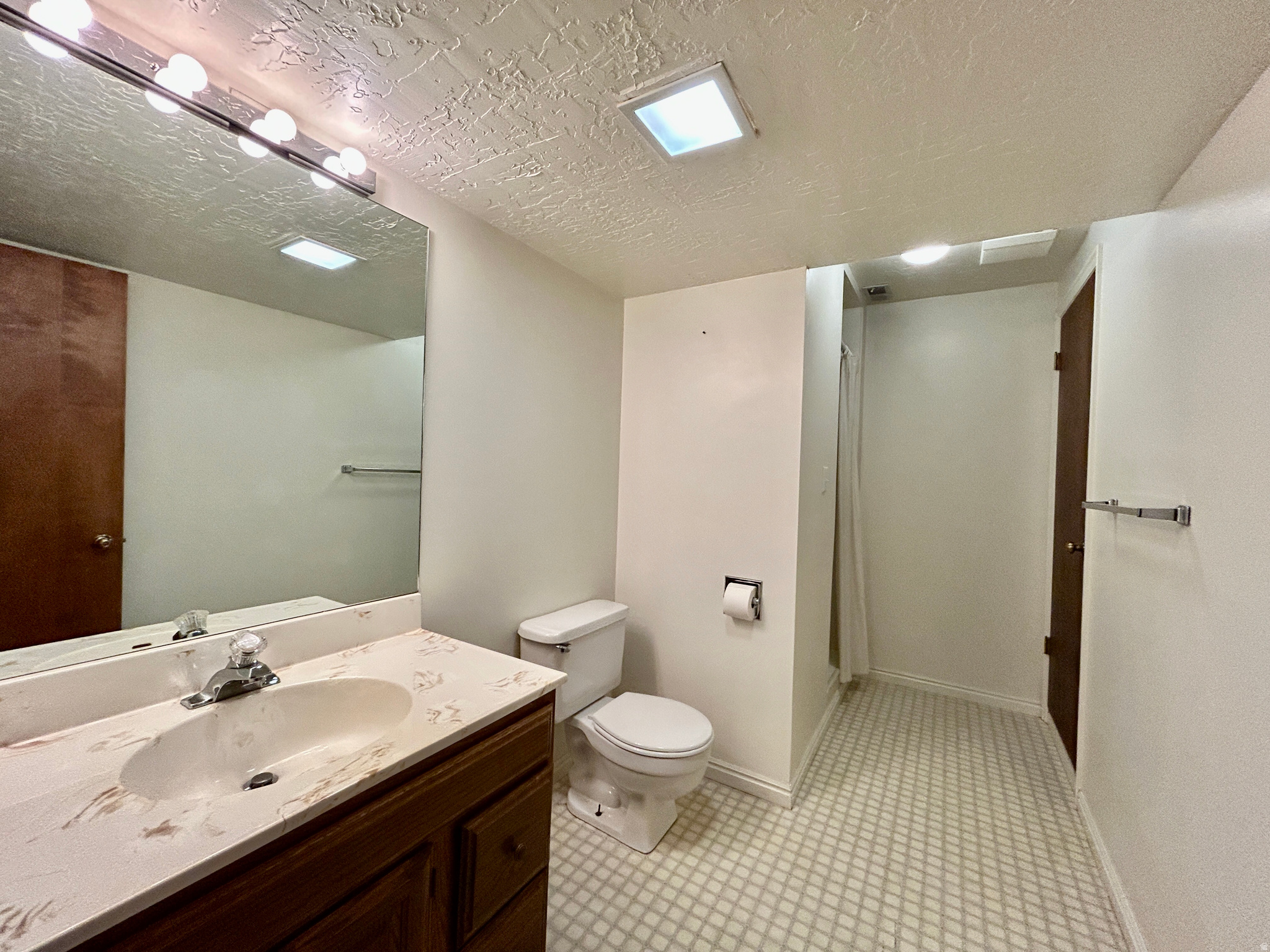 MOUNTAIN GLEN - Residential