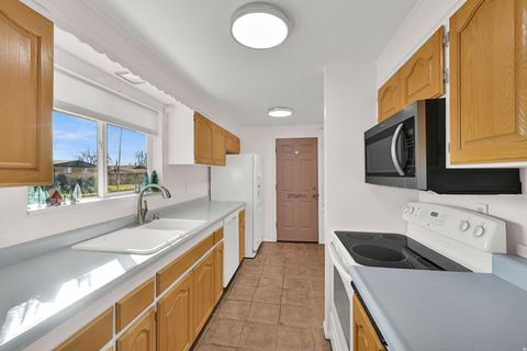 Tiny photo for 104 W 250 S, Kaysville, UT 84037 (MLS # 2127276)
