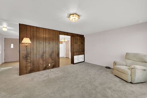 Tiny photo for 104 W 250 S, Kaysville, UT 84037 (MLS # 2127276)