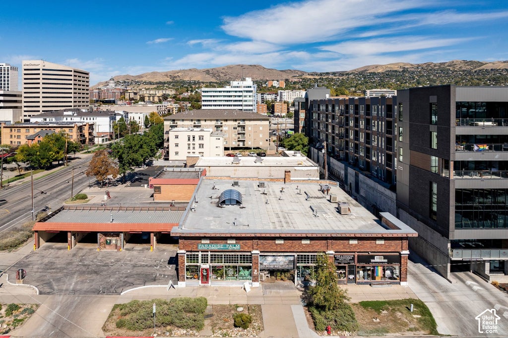 Photo of 307 E 300 S, Salt Lake City, UT 84111 (MLS # 2192441)