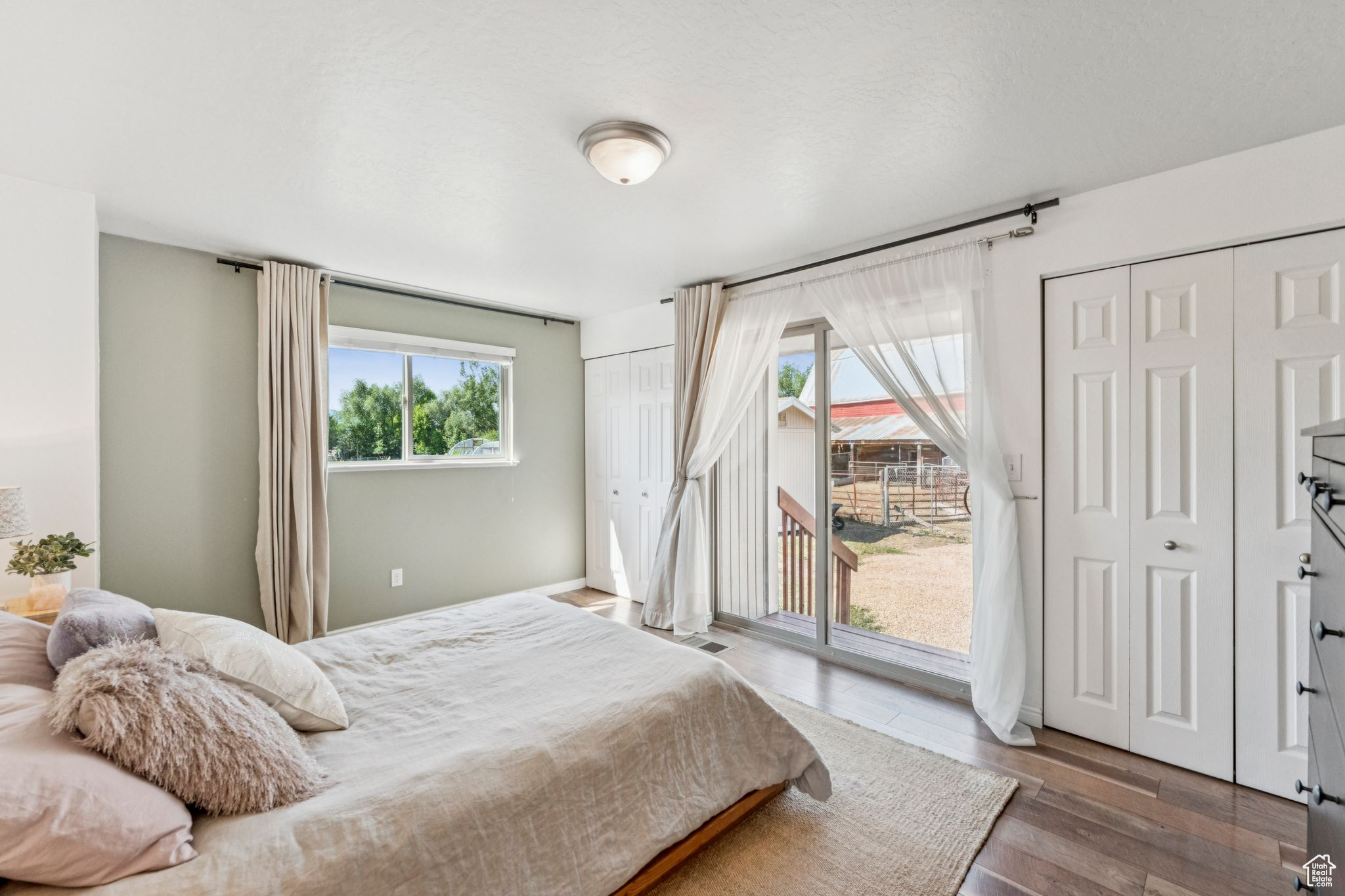 MIDWAY MEADOWS - Residential