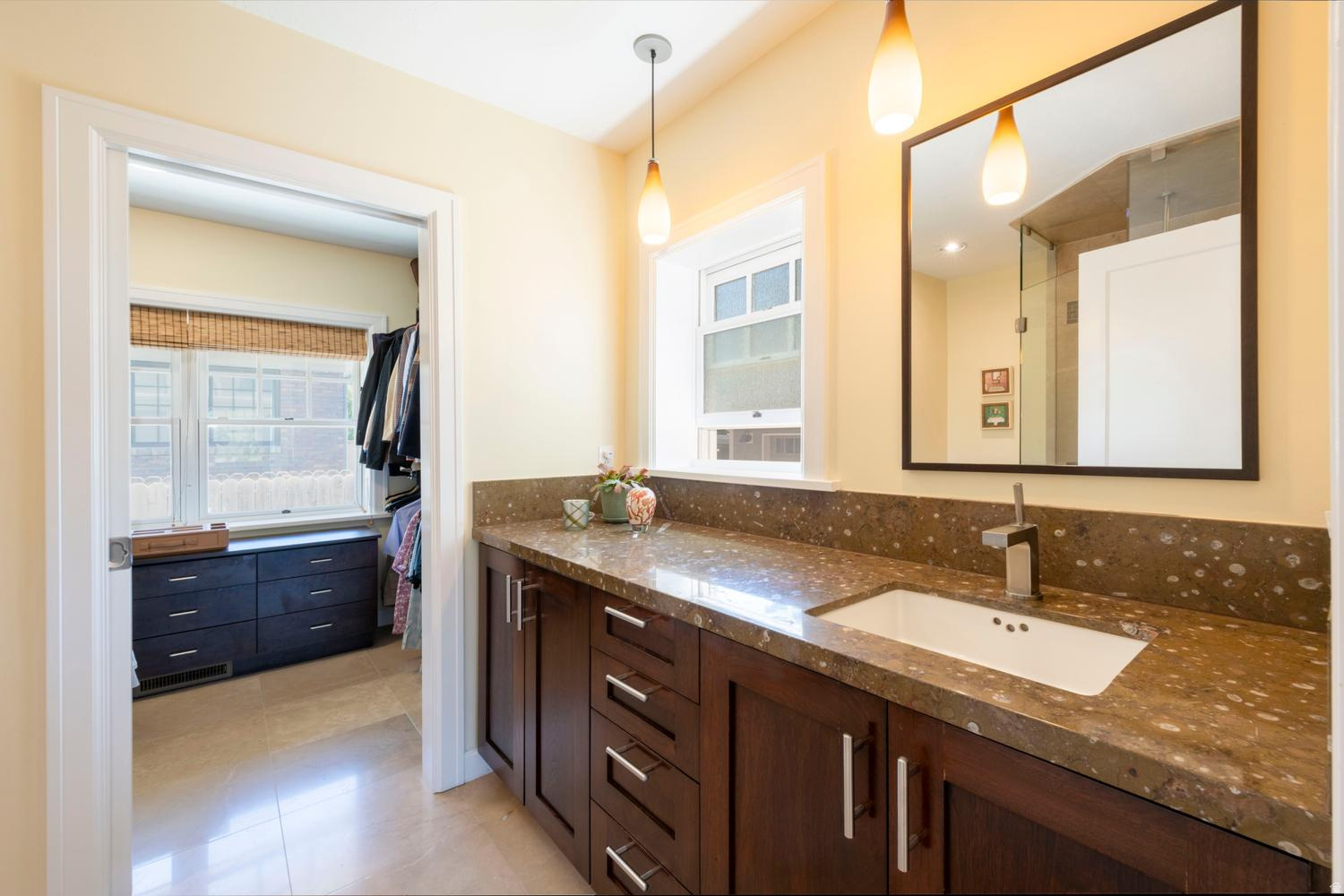 15TH AND 15TH - Residential