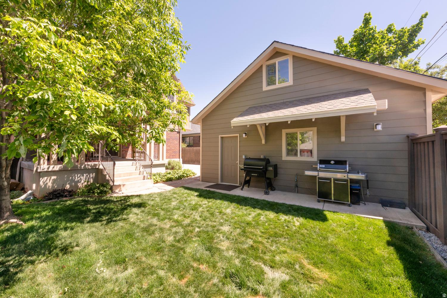 15TH AND 15TH - Residential