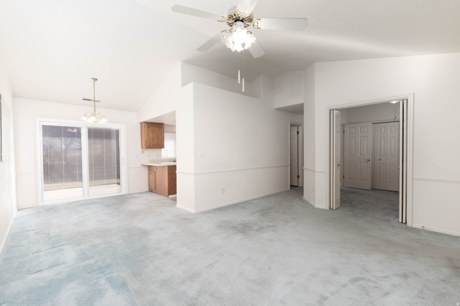 SUN COUNTRY MEADOWS TH 2 - Residential