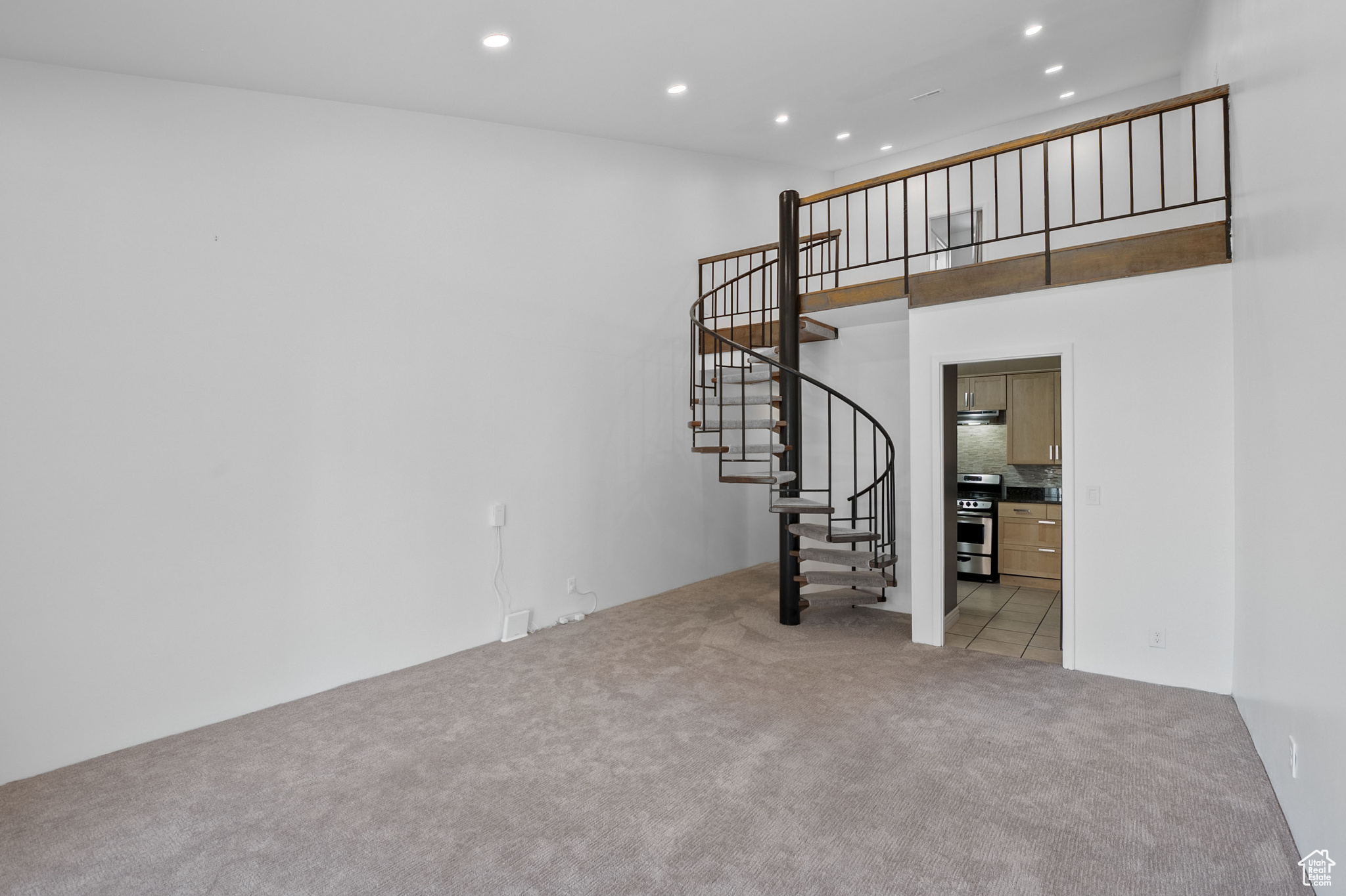 OAKWOOD GARDENS CONDM, PHASE 1 - Residential