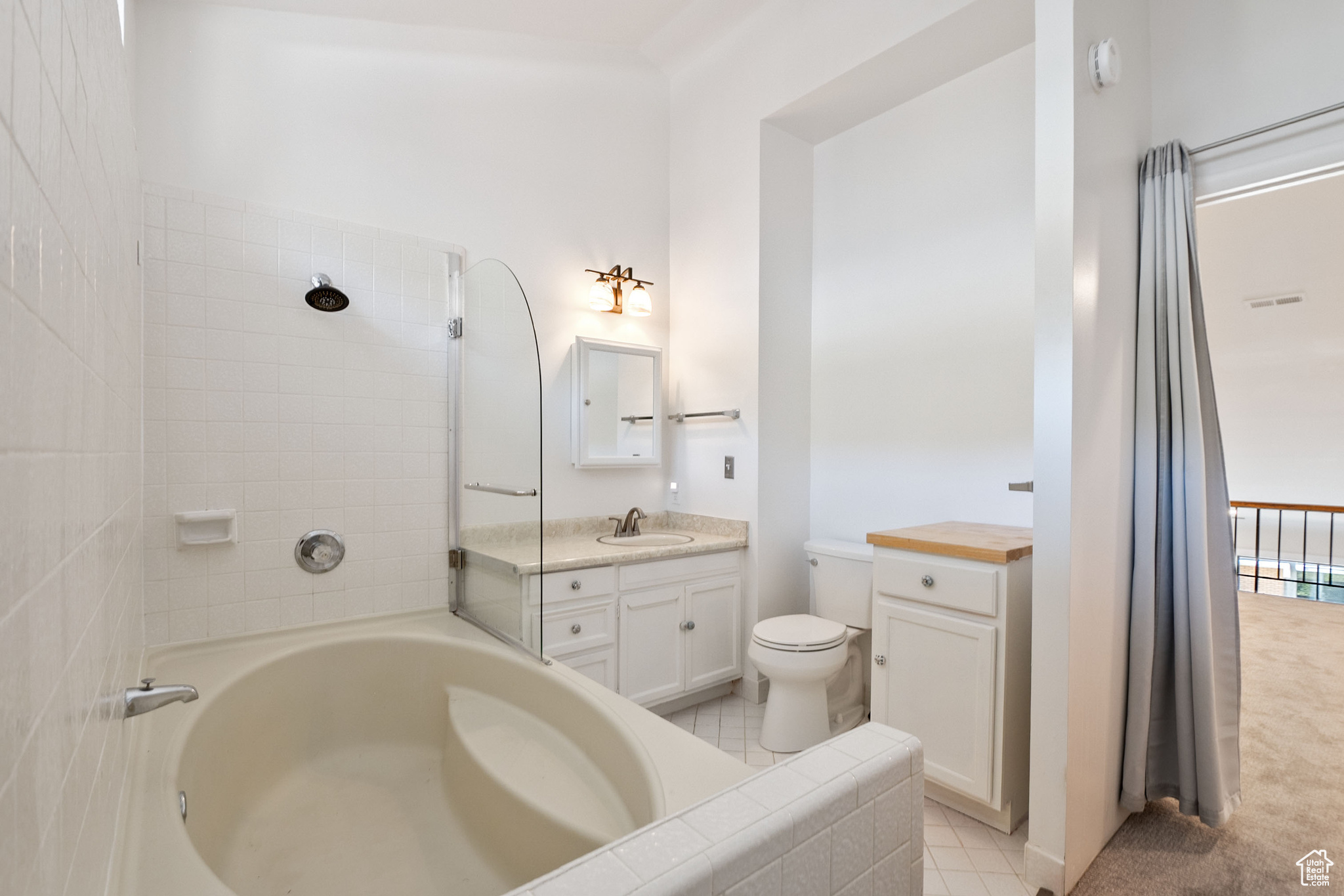 OAKWOOD GARDENS CONDM, PHASE 1 - Residential