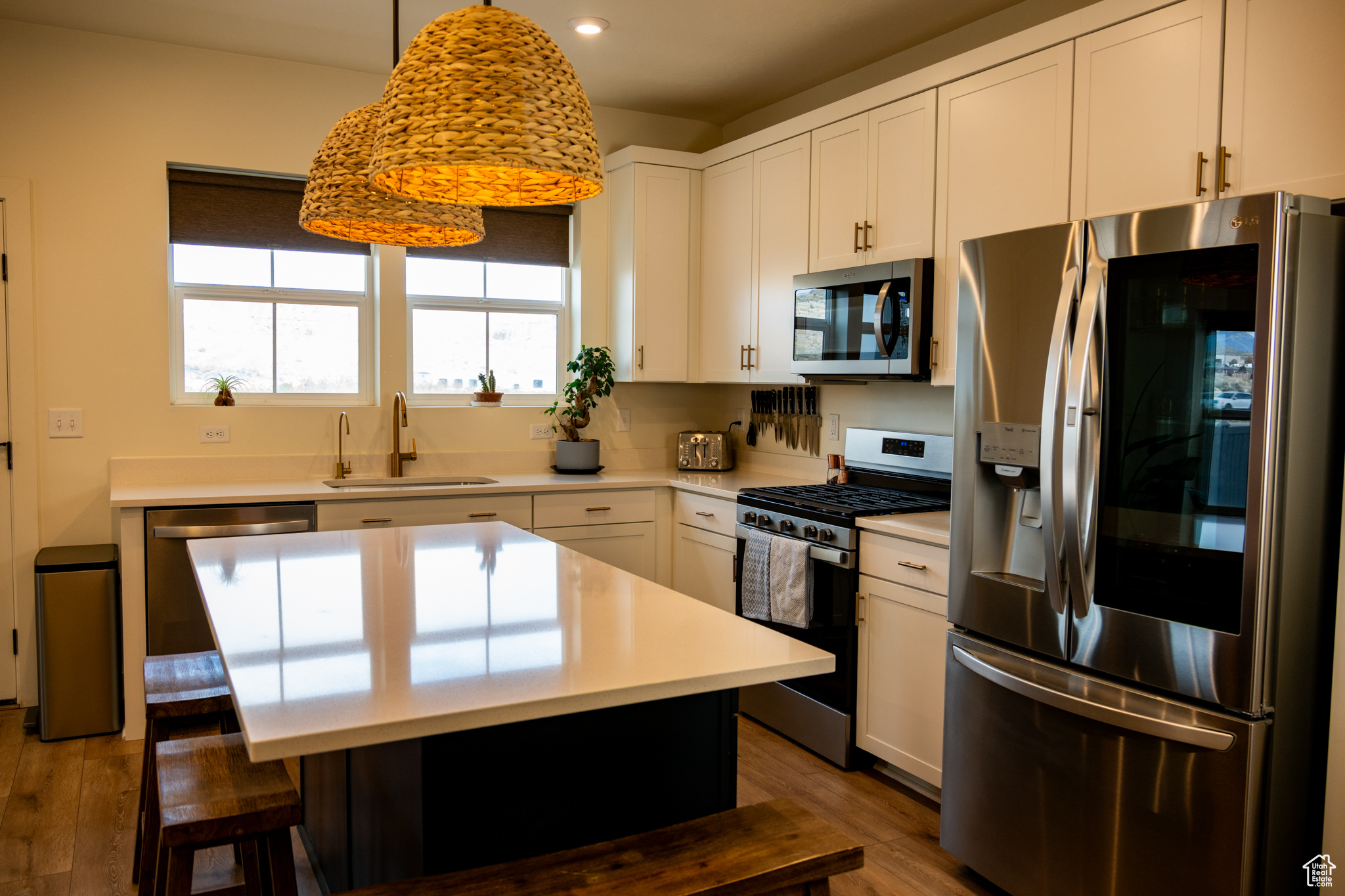 SCENIC MOUNTAIN - Residential