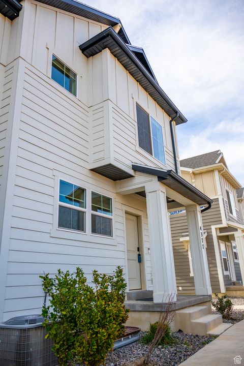 Tiny photo for 4377 E LONGLEAF LN, Eagle Mountain, UT 84005 (MLS # 2119657)